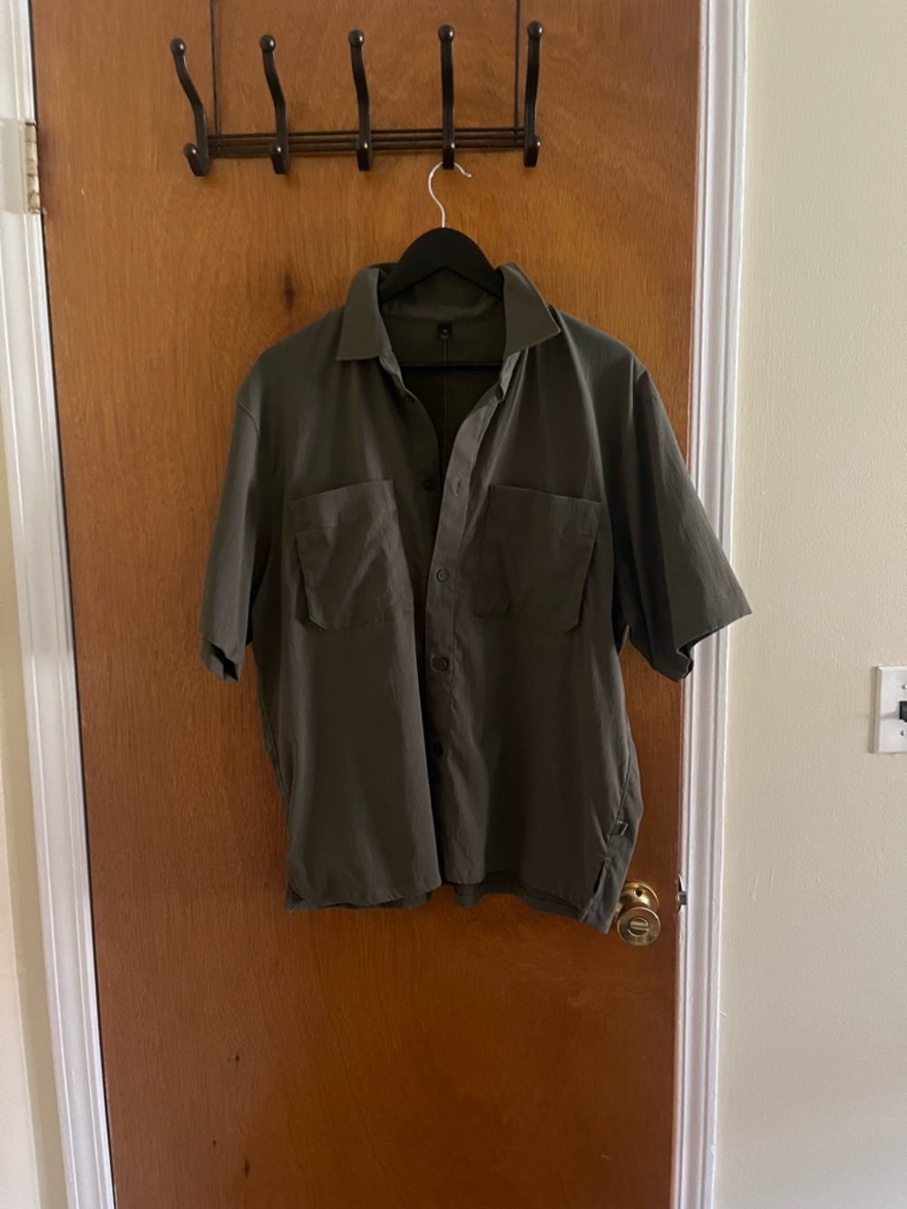 Lululemon Olive green tech short sleeve button up shirt, size medium